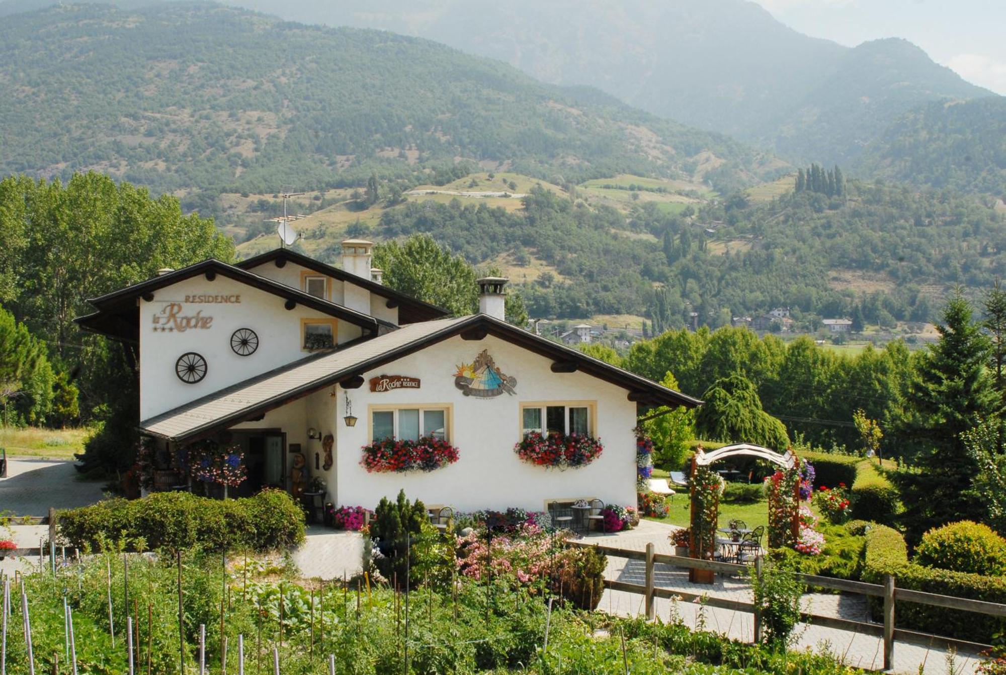 La Roche Hotel Appartments Aosta Kültér fotó