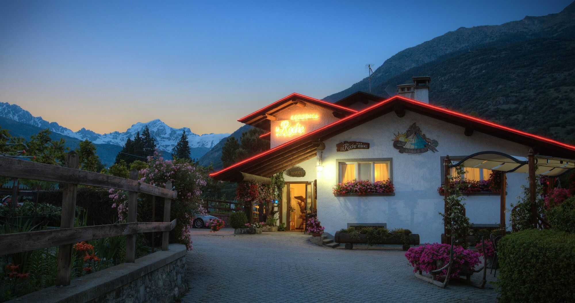 La Roche Hotel Appartments Aosta Kültér fotó